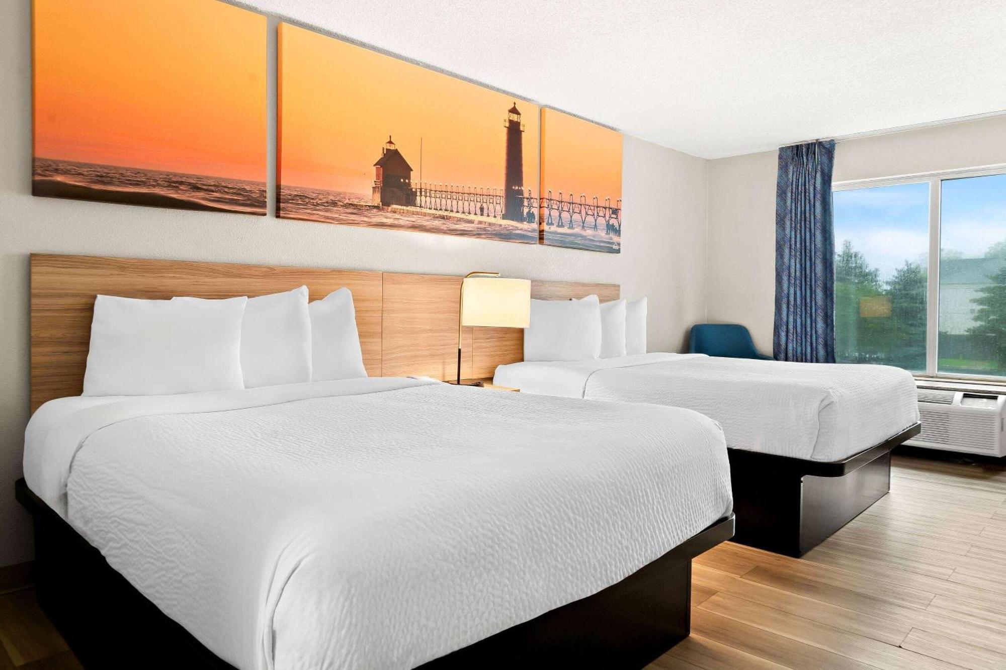 Days Inn & Suites By Wyndham Warren Extérieur photo