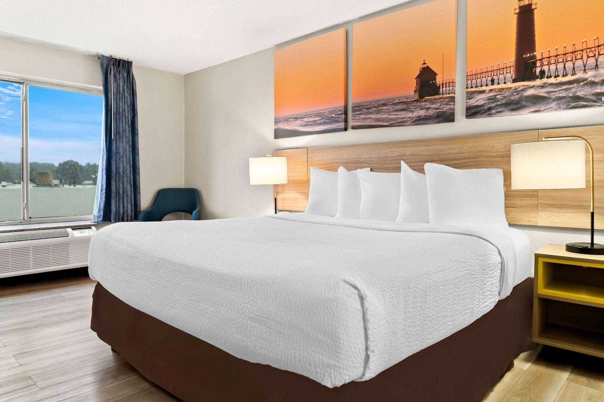 Days Inn & Suites By Wyndham Warren Extérieur photo